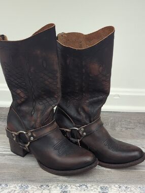 Freebird Shawna Boots - Women's